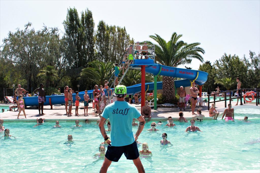 Camping Village Baia Del Marinaio Vada Eksteriør billede